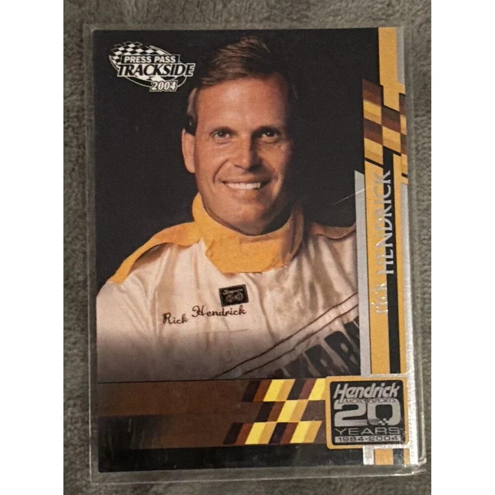 2004 Press Pass Trackside - Hendrick 20th Anniversary Rick Hendrick #G76 Golden
